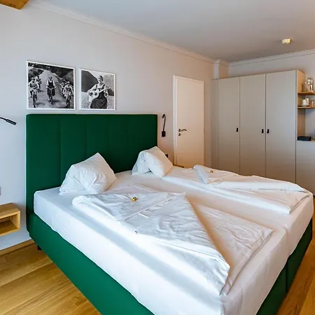 Alpenland St Johann Hotel 4*