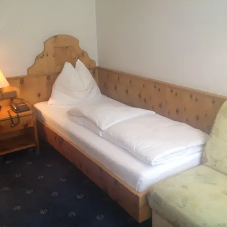 Alpenland St Johann Hotel