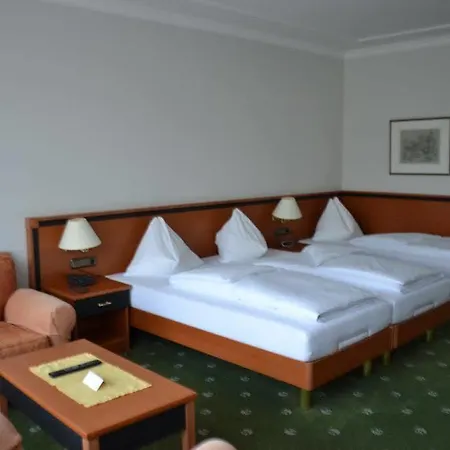 Hotel Alpenland St Johann