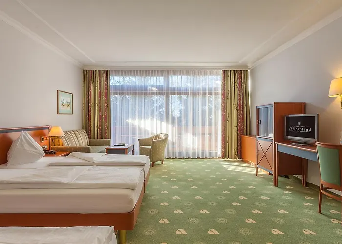 Alpenland St Johann Otel